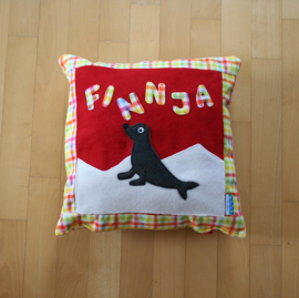 Kuschelkissen_Finnja_02.jpg